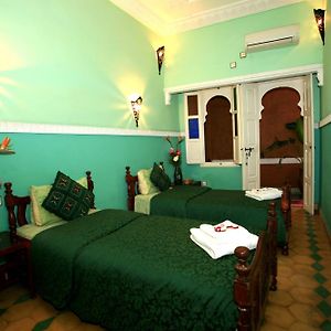 Riad L'Arabesque